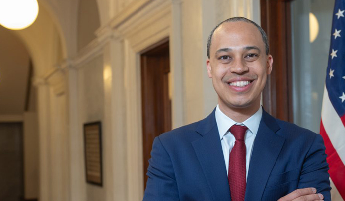 Procurador General Jay Jones